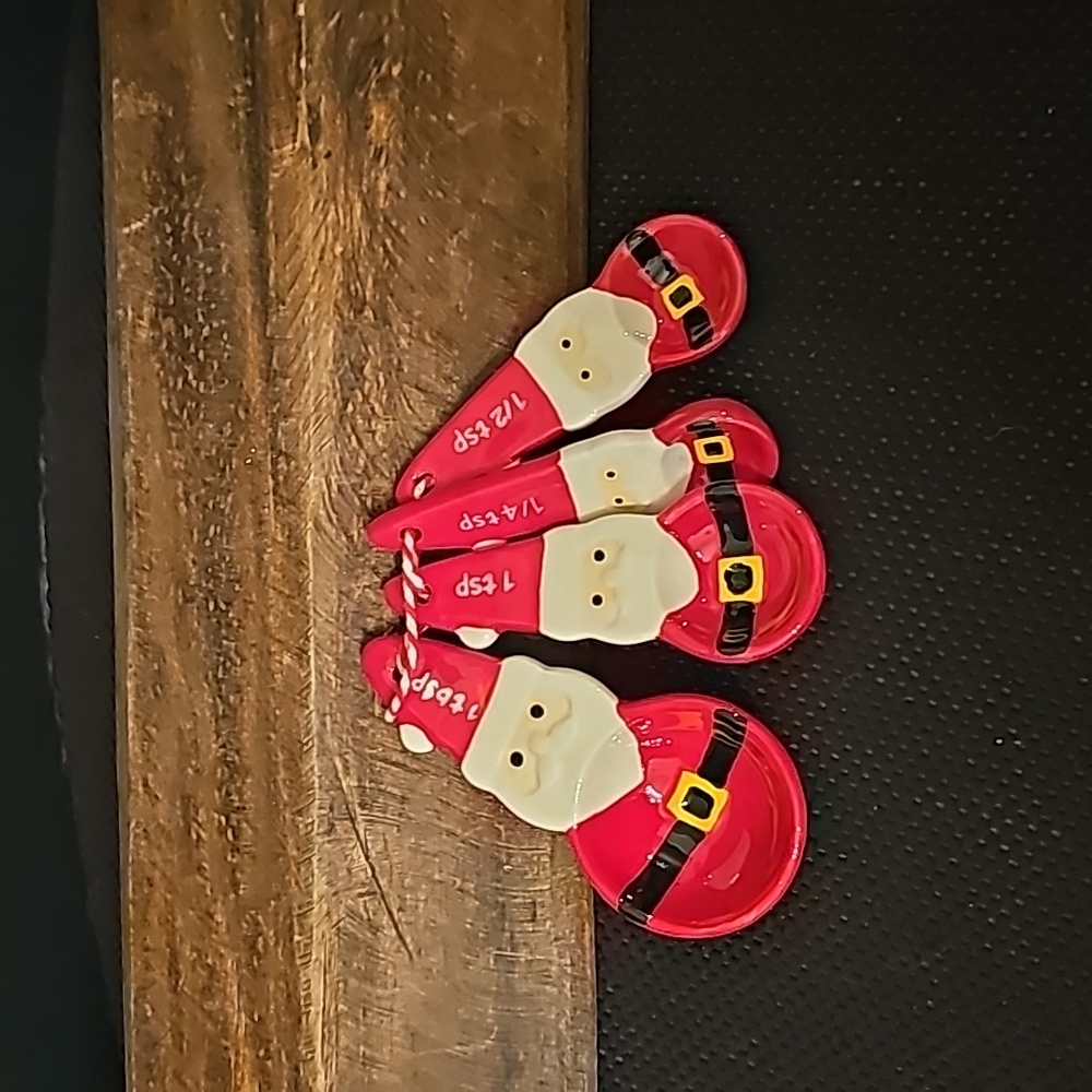 Santa Clause Nesting Spoons